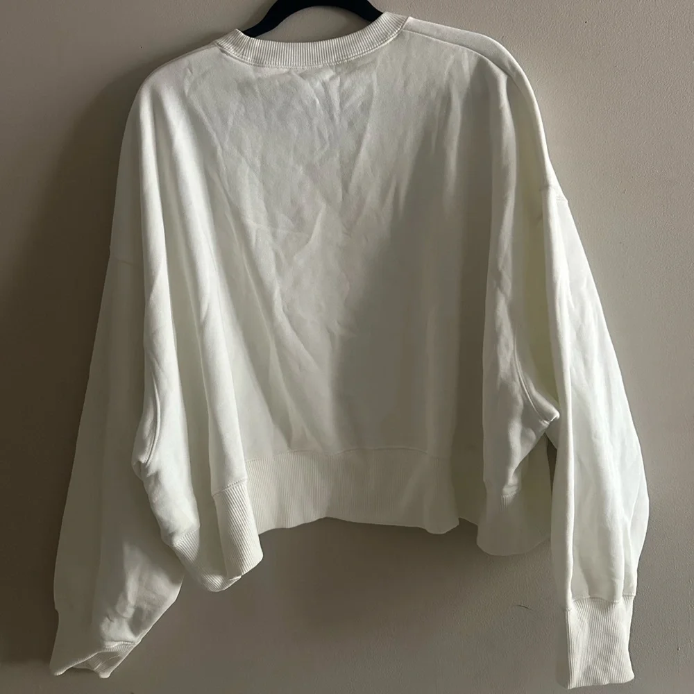 NWT Nike White Crewneck Sweatshirt with Red Portland Thorns Crest Size M